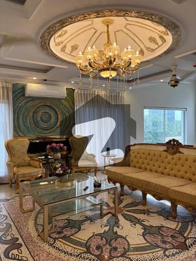 ڈی ایچ اے فیز 5 - بلاک سی فیز 5,ڈیفنس (ڈی ایچ اے),لاہور میں 6 کمروں کا 2 کنال مکان 35.0 کروڑ میں برائے فروخت۔