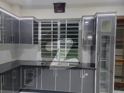 پی ڈبلیو ڈی ہاؤسنگ سکیم اسلام آباد میں 6 کمروں کا 1 کنال مکان 8.7 کروڑ میں برائے فروخت۔