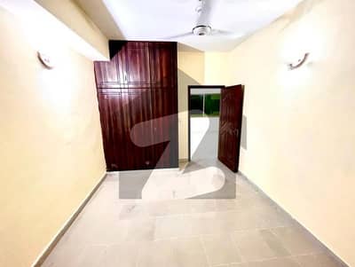 2 BED FLAT FOR SALE IN F-17 GHOSIA ARCADE ISLAMABAD ALL FACILITY AVAILABLE CDA PPROVED SECTOR MPCHS