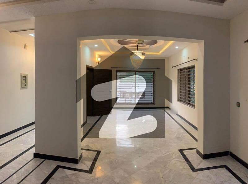 10 Marla Full House 10 Marla Full House