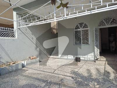 گلشن آباد راولپنڈی میں 2 کمروں کا 10 مرلہ مکان 45.0 ہزار میں کرایہ پر دستیاب ہے۔