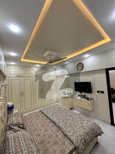 کوسموپولیٹن سوسائٹی کراچی میں 3 کمروں کا 4 مرلہ فلیٹ 3.25 کروڑ میں برائے فروخت۔