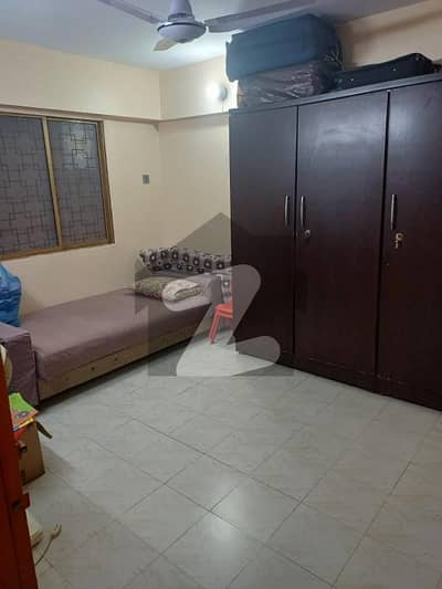 کوسموپولیٹن سوسائٹی کراچی میں 2 کمروں کا 5 مرلہ فلیٹ 2.35 کروڑ میں برائے فروخت۔