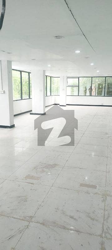 2000 Sq Ft 2nd Floor Commercial Space Available On Rent Located In G-7