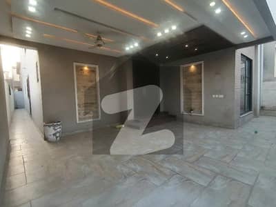 Prime Location 20 Marla House In Wapda Town Phase 1 - Block E Best Option