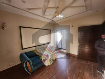 ڈی ایچ اے 11 رہبر لاہور میں 4 کمروں کا 10 مرلہ مکان 2.0 لاکھ میں کرایہ پر دستیاب ہے۔