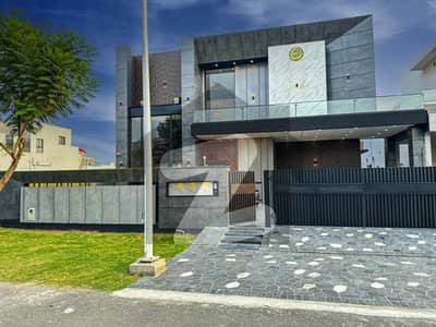 1 Kanal Ultra Modern Designer Bungalow For RENT Near Dolmen Mall DHA Phase 6 Lahore