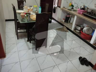 بفر زون سیکٹر 15-A / 3 بفر زون,نارتھ کراچی,کراچی میں 2 کمروں کا 3 مرلہ بالائی پورشن 68.0 لاکھ میں برائے فروخت۔