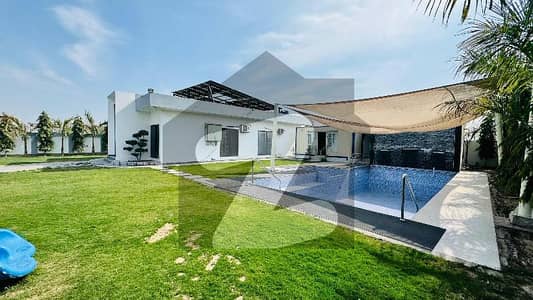 برکی روڈ کینٹ,لاہور میں 1 کمرے کا 4 کنال فارم ہاؤس 7.5 کروڑ میں برائے فروخت۔