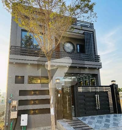 Stunning and affordable Prime Location House available for sale in Royal Palm City - Block G