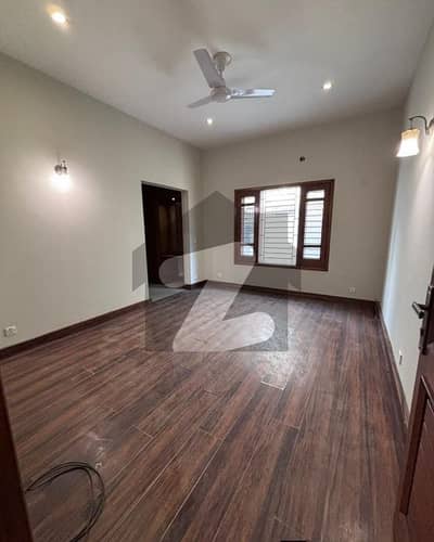 Bungalow For Sale In Phase 6