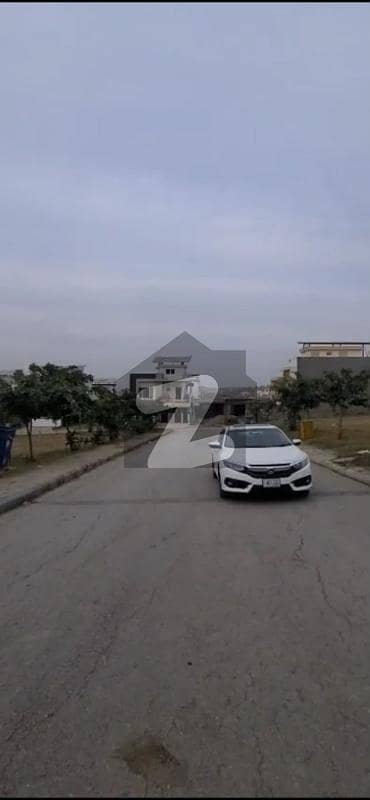 بحریہ ٹاؤن فیز 8 ۔ بلاک جی بحریہ ٹاؤن فیز 8,بحریہ ٹاؤن راولپنڈی,راولپنڈی میں 10 مرلہ رہائشی پلاٹ 99.0 لاکھ میں برائے فروخت۔