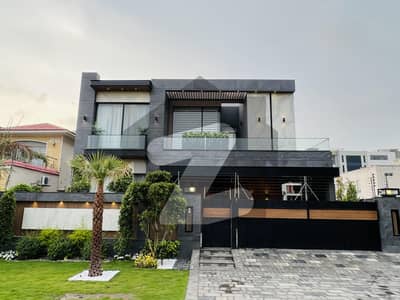 Exquisite 1 Kanal Modern Design Luxurious Mansion in Prime Location of DHA Lahore