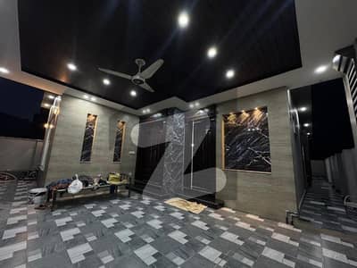 بحریہ انکلیو - سیکٹر سی 2 بحریہ انکلیو,بحریہ ٹاؤن,اسلام آباد میں 5 کمروں کا 10 مرلہ مکان 5.7 کروڑ میں برائے فروخت۔ بحریہ انکلیو - سیکٹر سی 2 بحریہ انکلیو,بحریہ ٹاؤن,اسلام آباد میں 5 کمروں کا 10 مرلہ مکان 5.7 کروڑ میں برائے فروخت۔