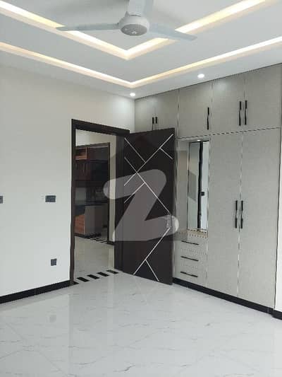 بحریہ انکلیو بحریہ ٹاؤن,اسلام آباد میں 3 کمروں کا 10 مرلہ بالائی پورشن 1.05 لاکھ میں کرایہ پر دستیاب ہے۔