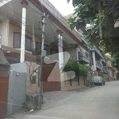 رینج روڈ راولپنڈی میں 5 کمروں کا 10 مرلہ مکان 3.3 کروڑ میں برائے فروخت۔