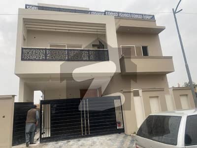 تاج ریزیڈینشیا - آرچرڈ بلاک تاج ریزیڈنسیا,راولپنڈی میں 4 کمروں کا 10 مرلہ مکان 80.0 ہزار میں کرایہ پر دستیاب ہے۔