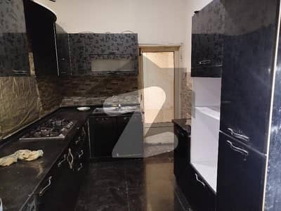 دھوراجی کالونی گلشنِ اقبال ٹاؤن,کراچی میں 4 کمروں کا 12 مرلہ زیریں پورشن 1.6 لاکھ میں کرایہ پر دستیاب ہے۔ دھوراجی کالونی گلشنِ اقبال ٹاؤن,کراچی میں 4 کمروں کا 12 مرلہ زیریں پورشن 1.6 لاکھ میں کرایہ پر دستیاب ہے۔