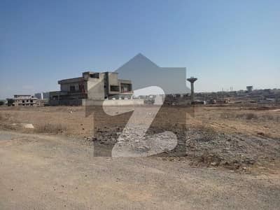 جی ۔ 14/3 جی ۔ 14,اسلام آباد میں 14 مرلہ رہائشی پلاٹ 4.5 کروڑ میں برائے فروخت۔