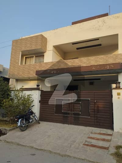 سوان گارڈن ۔ بلاک ایچ سوان گارڈن,اسلام آباد میں 3 کمروں کا 9 مرلہ مکان 2.99 کروڑ میں برائے فروخت۔