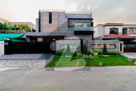 Modern Design Bungalow For Sale Near Park & Raya Fairways