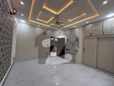 9 Marla Brand New House Close To Valencia Gate Number 8