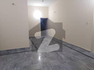 علامہ اقبال ٹاؤن ۔ نیلم بلاک علامہ اقبال ٹاؤن,لاہور میں 4 کمروں کا 5 مرلہ مکان 2.0 کروڑ میں برائے فروخت۔