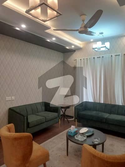 PRIME LOCTION TEN MARLA HOUSE AVAILABLE FOR RENT IN DHA PHASE 5