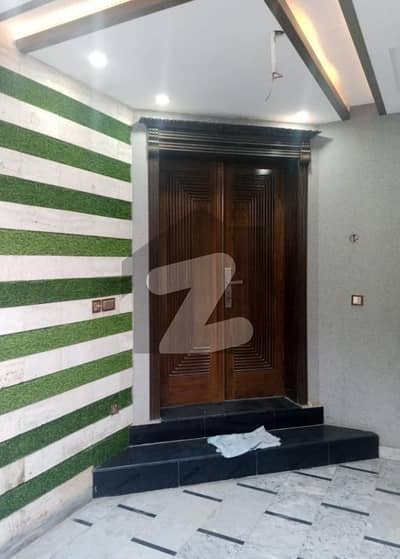 ڈی ایچ اے 9 ٹاؤن ڈیفنس (ڈی ایچ اے),لاہور میں 3 کمروں کا 5 مرلہ مکان 89.0 ہزار میں کرایہ پر دستیاب ہے۔