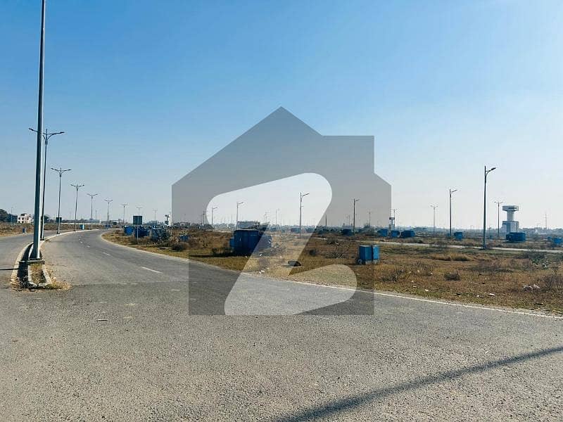 1 kanal pair plot Facing green belt 1 kanal pair plot Facing green belt