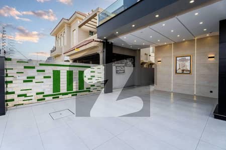 10 MARLA MODERN HOUSE FOR SALE