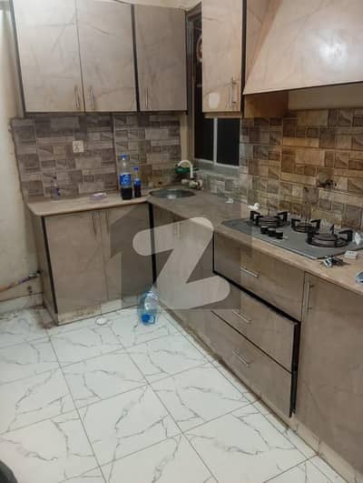 ڈی ایچ اے فیز 7 ایکسٹینشن ڈی ایچ اے ڈیفینس,کراچی میں 2 مرلہ Studio فلیٹ 45.0 ہزار میں کرایہ پر دستیاب ہے۔