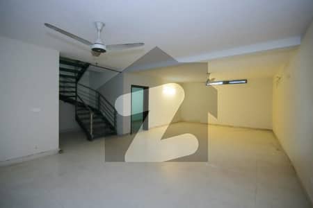 ڈی ایچ اے فیز 2 ڈیفنس (ڈی ایچ اے),لاہور میں 4 کمروں کا 10 مرلہ مکان 4.85 کروڑ میں برائے فروخت۔ ڈی ایچ اے فیز 2 ڈیفنس (ڈی ایچ اے),لاہور میں 4 کمروں کا 10 مرلہ مکان 4.85 کروڑ میں برائے فروخت۔