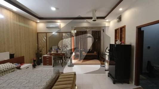 گلشن اقبال - بلاک 13-ڈی2 گلشنِ اقبال,گلشنِ اقبال ٹاؤن,کراچی میں 4 کمروں کا 8 مرلہ مکان 6.0 کروڑ میں برائے فروخت۔