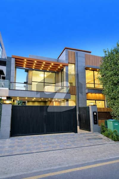 بحریہ ٹاؤن ۔ سیکٹر ایف بحریہ ٹاؤن,لاہور میں 5 کمروں کا 10 مرلہ مکان 4.25 کروڑ میں برائے فروخت۔