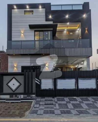 بحریہ ٹاؤن فیز 8 ۔ بلاک ایم بحریہ ٹاؤن فیز 8,بحریہ ٹاؤن راولپنڈی,راولپنڈی میں 3 کمروں کا 5 مرلہ مکان 1.95 کروڑ میں برائے فروخت۔