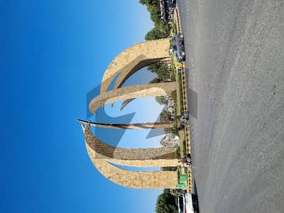 بحریہ ٹاؤن - توحید بلاک بحریہ ٹاؤن ۔ سیکٹر ایف,بحریہ ٹاؤن,لاہور میں 10 مرلہ رہائشی پلاٹ 1.03 کروڑ میں برائے فروخت۔