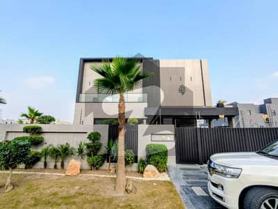 Ideal Location 1 Kanal Modern House Available For Rent in DHA Phase 6
