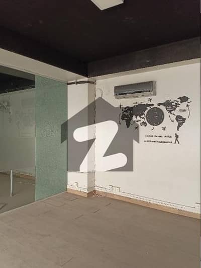 شاہراہِ فیصل کراچی میں 6 مرلہ دفتر 4.74 کروڑ میں برائے فروخت۔