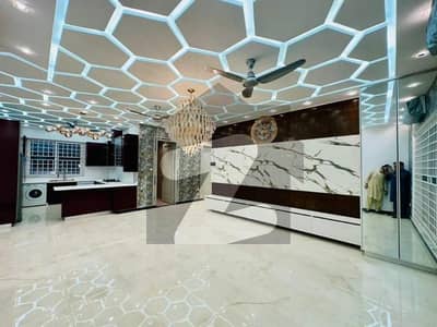 1 Kanal House For Rent