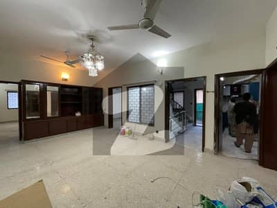 60x90 Seprate Gate Upper Portion Available On Rent Located In I-8