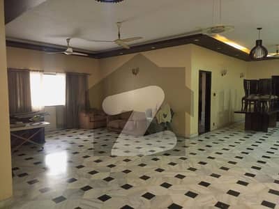 1000 Yards Bungalow Single Storey 7 Bedrooms With Huge Car Parking DHA Phase 6