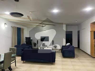 نارتھ ناظم آباد ۔ بلاک ایل نارتھ ناظم آباد,کراچی میں 3 کمروں کا 16 مرلہ بالائی پورشن 1.55 لاکھ میں کرایہ پر دستیاب ہے۔