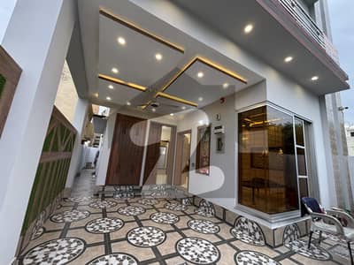 ڈی ایچ اے 11 رہبر فیز 2 - بلاک جی ڈی ایچ اے 11 رہبر فیز 2,ڈی ایچ اے 11 رہبر,لاہور میں 3 کمروں کا 5 مرلہ مکان 2.4 کروڑ میں برائے فروخت۔ ڈی ایچ اے 11 رہبر فیز 2 - بلاک جی ڈی ایچ اے 11 رہبر فیز 2,ڈی ایچ اے 11 رہبر,لاہور میں 3 کمروں کا 5 مرلہ مکان 2.4 کروڑ میں برائے فروخت۔