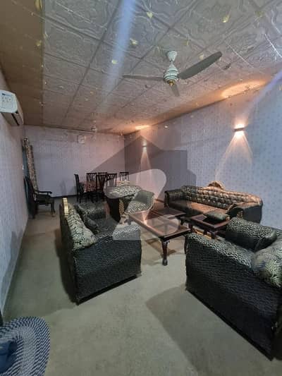 لیاقت ٹاؤن بلاک اے لیاقت ٹاؤن,فیصل آباد میں 6 کمروں کا 11 مرلہ مکان 4.95 کروڑ میں برائے فروخت۔ لیاقت ٹاؤن بلاک اے لیاقت ٹاؤن,فیصل آباد میں 6 کمروں کا 11 مرلہ مکان 4.95 کروڑ میں برائے فروخت۔