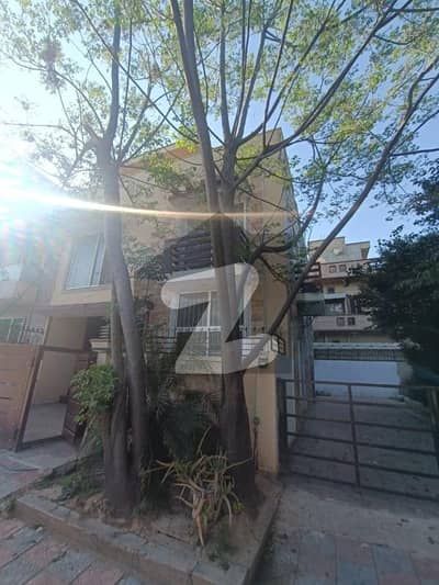 Size 25x40 Proper Corner House For Sale In G-13