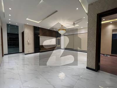PRIME LOCTION ONE KANAL UPPER PORTION AVAILABLE FOR RENT IN DHA PHASE 4