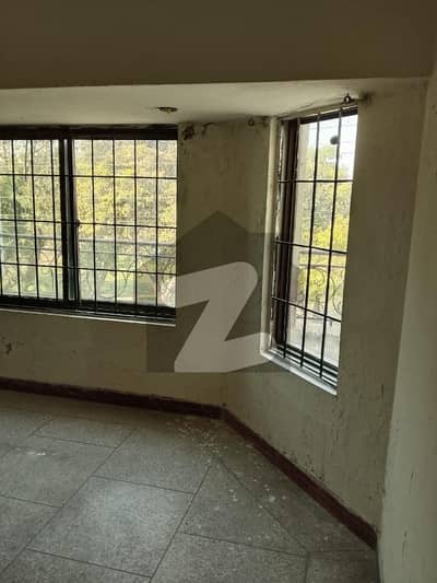 ڈی ایچ اے 11 رہبر فیز 4 ڈی ایچ اے 11 رہبر,لاہور میں 2 کمروں کا 5 مرلہ زیریں پورشن 37.0 ہزار میں کرایہ پر دستیاب ہے۔