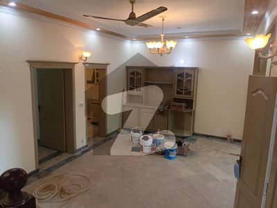 والٹن روڈ لاہور میں 3 کمروں کا 5 مرلہ مکان 2.2 کروڑ میں برائے فروخت۔