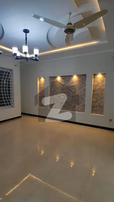 سوان گارڈن ۔ بلاک اے سوان گارڈن,اسلام آباد میں 3 کمروں کا 12 مرلہ بالائی پورشن 75.0 ہزار میں برائے فروخت۔